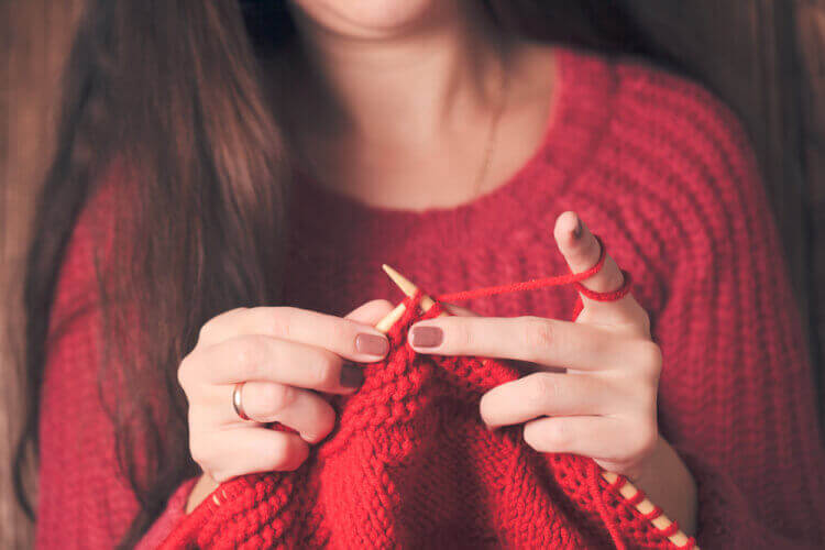 Diagonal Woven Slip Stitch Knitting Pattern: Easy How To for Beginners -  Little Red Window